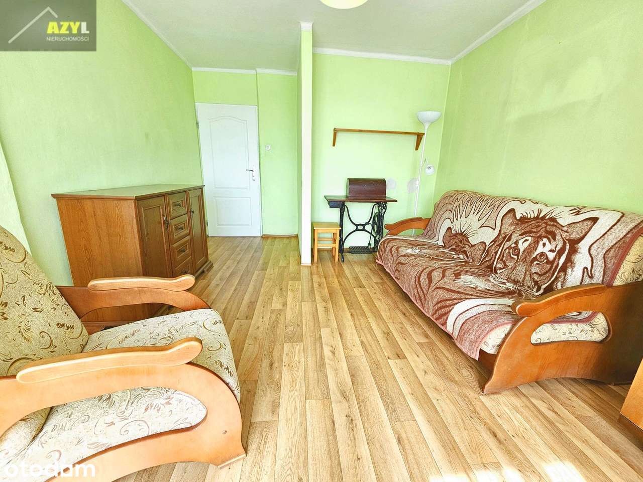 Zagórze ul. Lenartowicza - Przestronne dwa pokoje z dwoma balkonami.-7