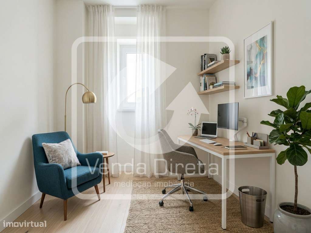 Moradia T4 Duplex com Logradouro perto da Estação Fluvial do Barreiro.-9