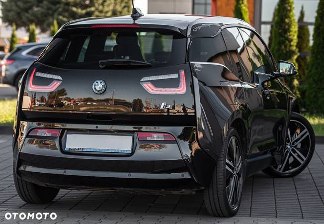 BMW i3 (60 Ah) - 28