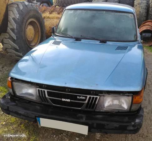 Saab 900 turbo GLS de 1982 para peças - 3