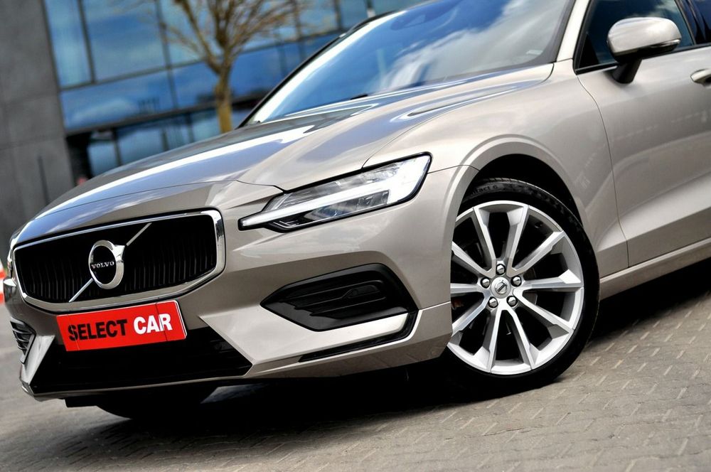 Volvo V60 II D3 Geartronic Momentum Pro 2019