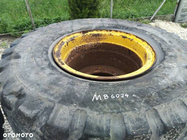 Koło Volvo A20 6×4 18.00 i 20.5  R25 felga obręcz z oponą A20 A25 A30 - 6