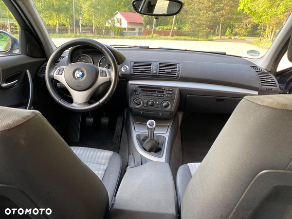 BMW Seria 3 318d - 9