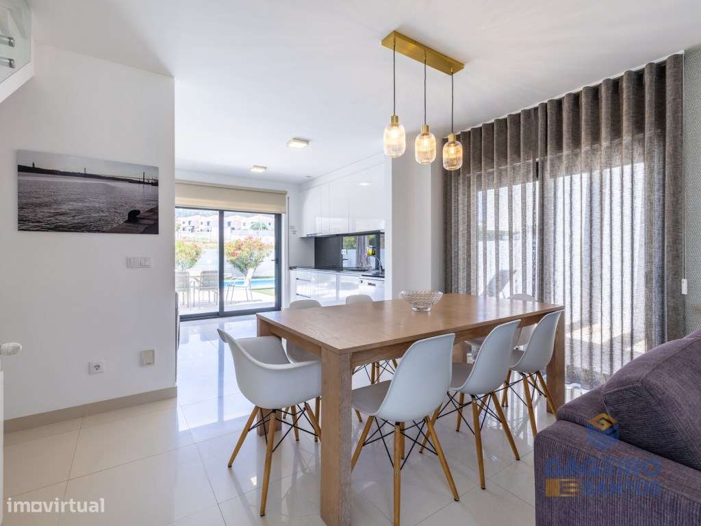 Moderna moradia T3 com piscina privativa-11