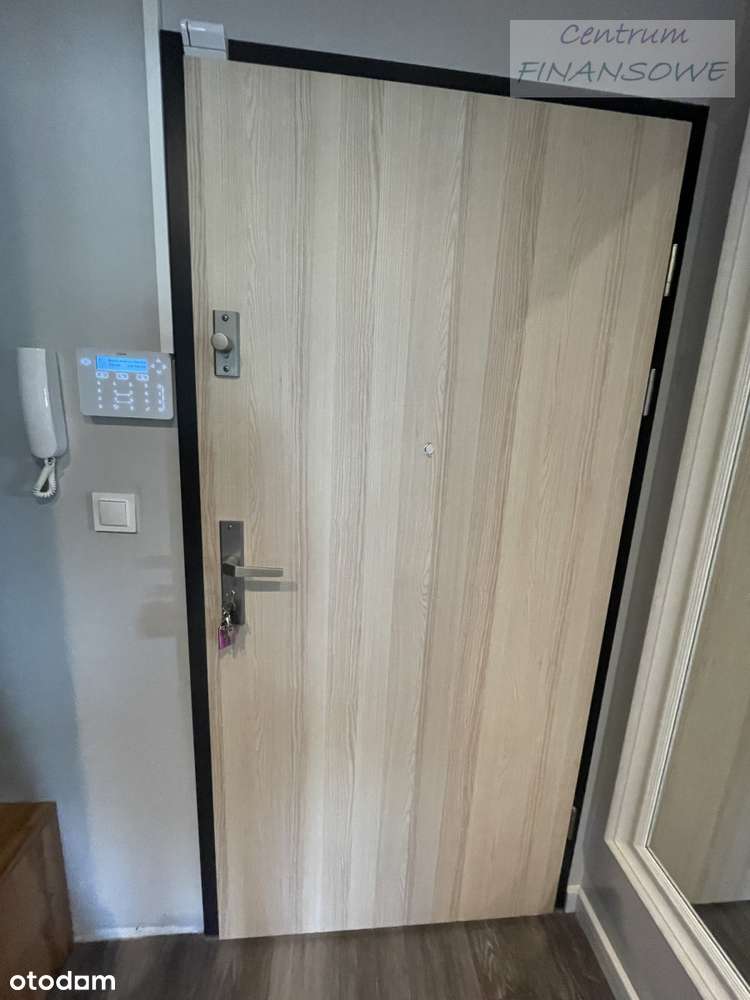 wysoki standard, ogródek, 2 miejsca(w hali+zew)-12