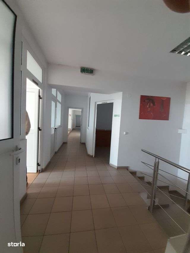 Imobiliare Maxim - birouri - Imagine principală: 4/7