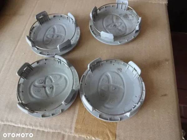 TOYOTA DEKIELKI FELG ALUMINIOWYCH 4SZT - 4