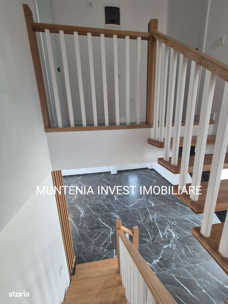 Casă spațioasă cu 3 camere, loc de parcare și curte - Imagine principală: 5/16