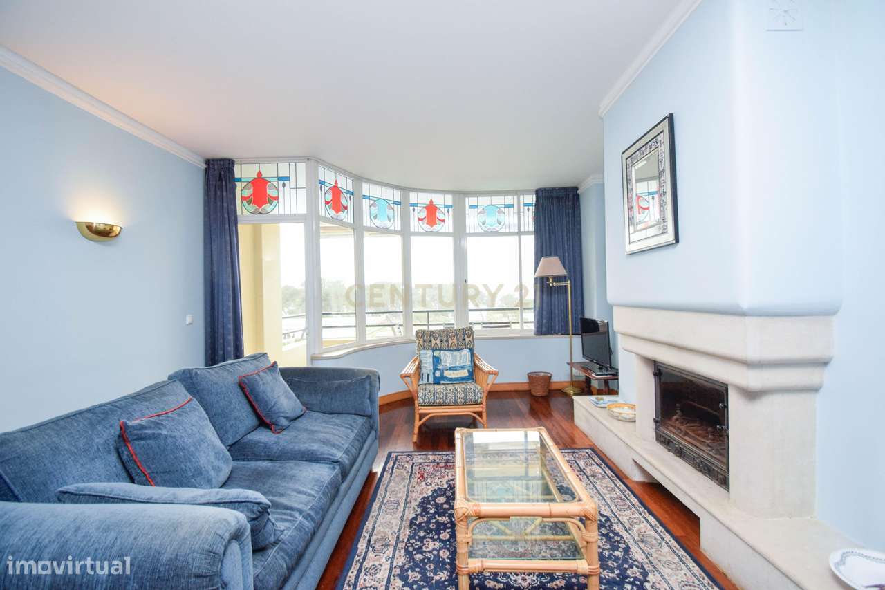 T2 com varanda, garagem e arrecadação – Cascais | Rua João Infante-10