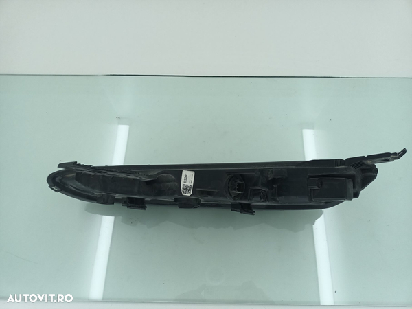 Far dreapta Hyundai KONA  2020-2023  92208-J8500 - 3