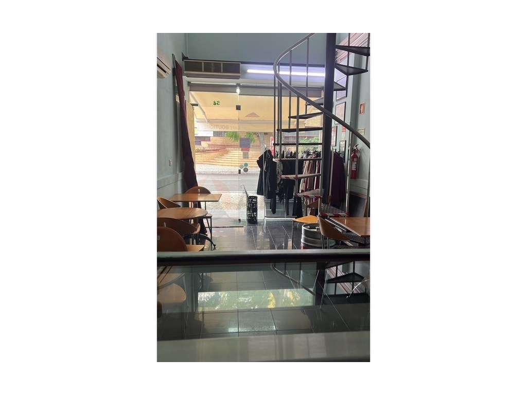 Oportunidade imperdível para adquirir um Café Boutique totalmente e...-8
