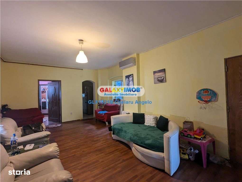 Calea Calarasilor,tot etaj 1\/ 1, suprafata 200 mp,garaj,curte - Imagine principală: 3/19