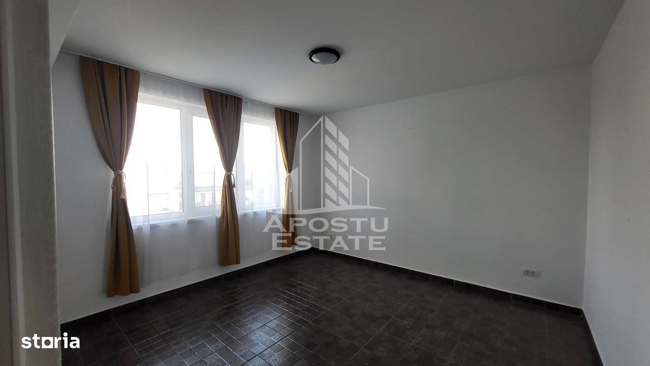 Cladire cu 6 camere, ideala pentru birouri, Buziasului - Imagine principală: 5/16