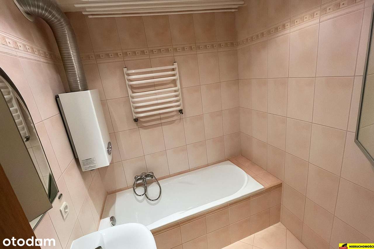 Przestronne mieszkanie 59m2, 3 pok. SUPER LOKALIZACJA, BALKON LOGGIA-5