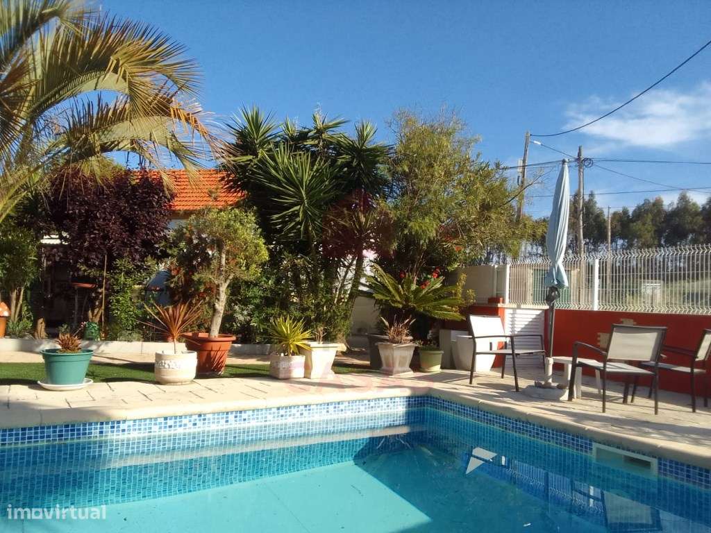 Moradia Tradicional com Piscina e Jardim Privativo - Nadadouro-31