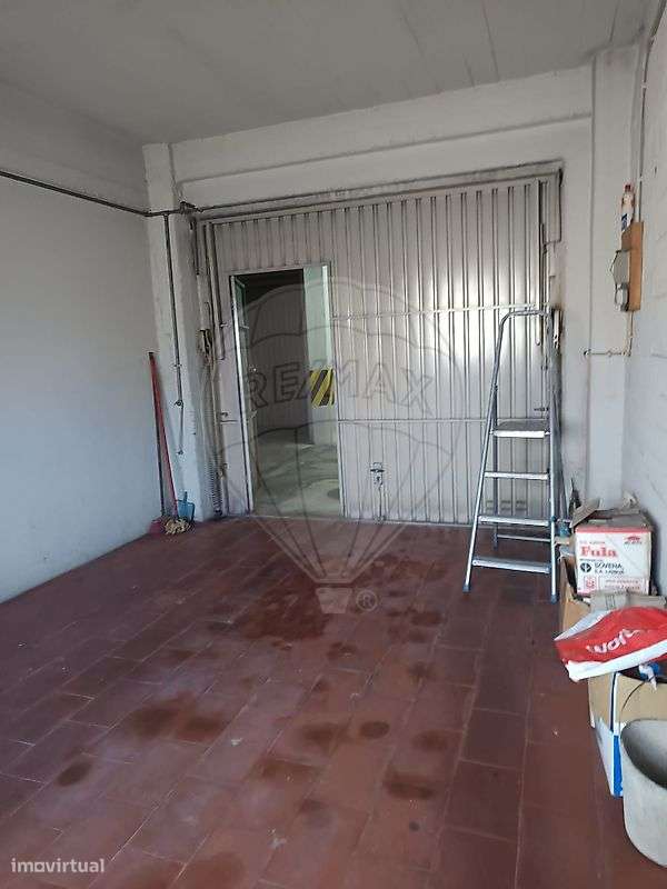 Garagem  para arrendamento - Grande imagem: 5/7