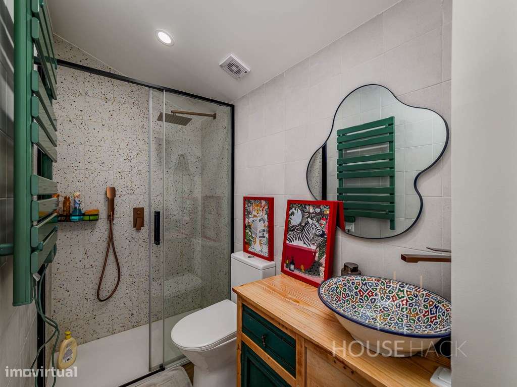 T2+2 Duplex Renovado com parqueamento e arrecadação-28