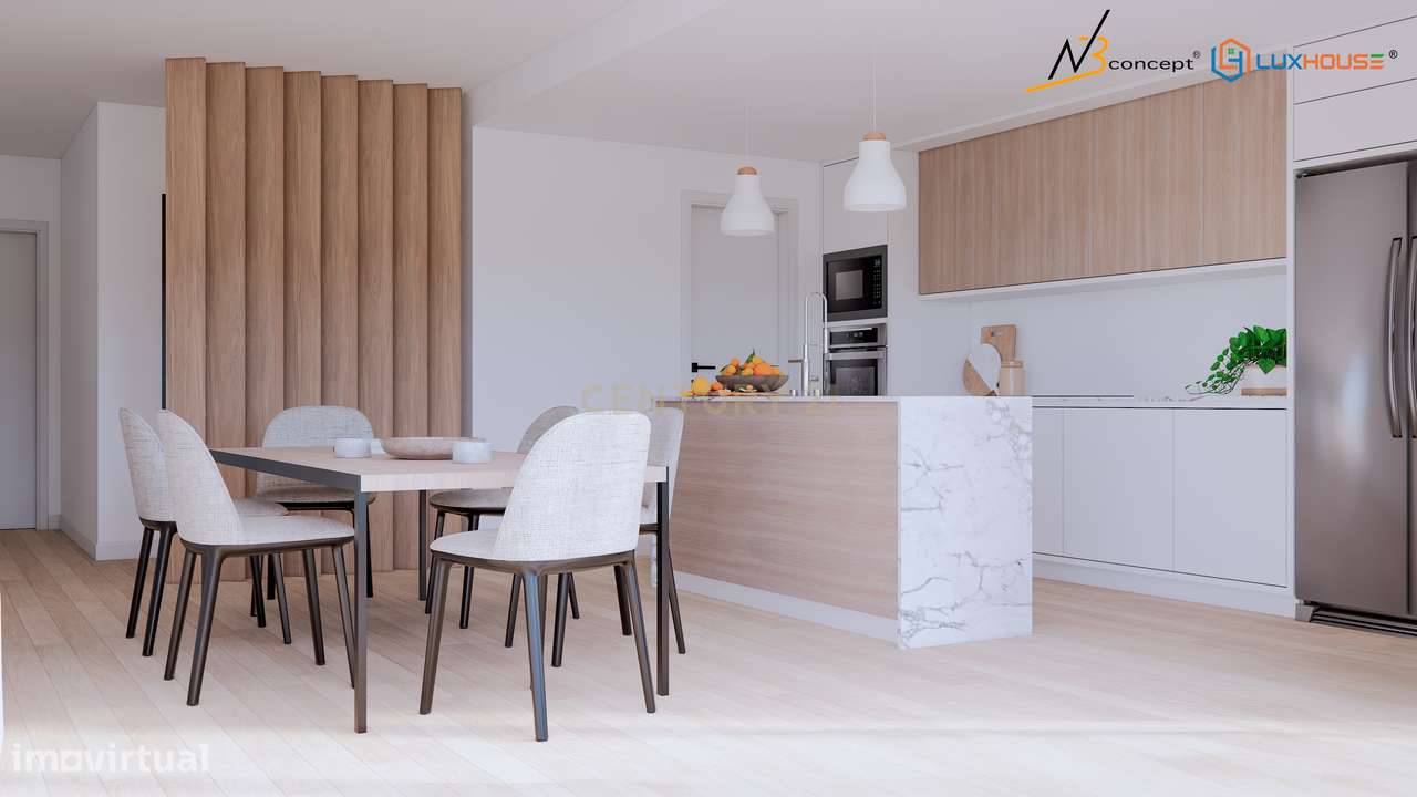 Moradia T4 em banda  com Piscina, Fernão Ferro-9