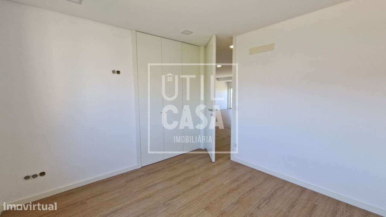 Apartamento T3 em Castelo de Neiva-9