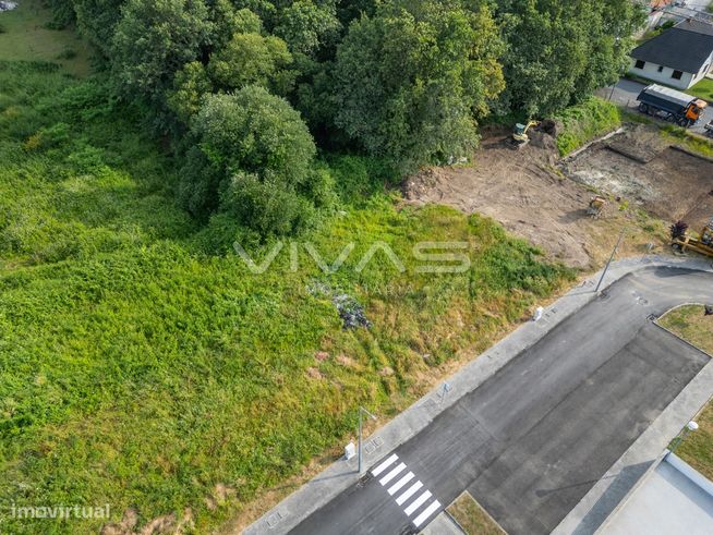 Lote de Terreno  Venda em Loureira,Vila Verde-7