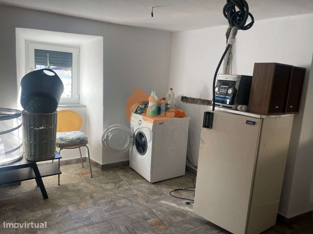 Casa com 2 quartos e jardim nas Corgas, Pomares - Arganil-15