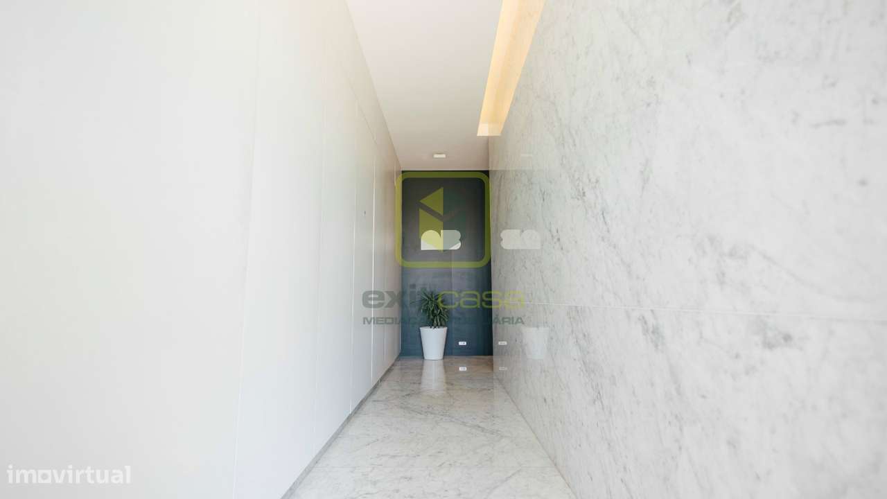 Apartamento T3 Duplex primeira linha de mar!-48