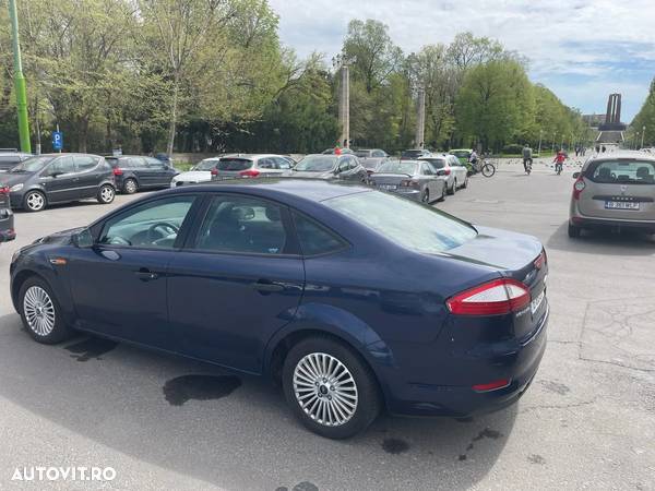 Ford Mondeo 1.8 TDCi Ambiente - 17