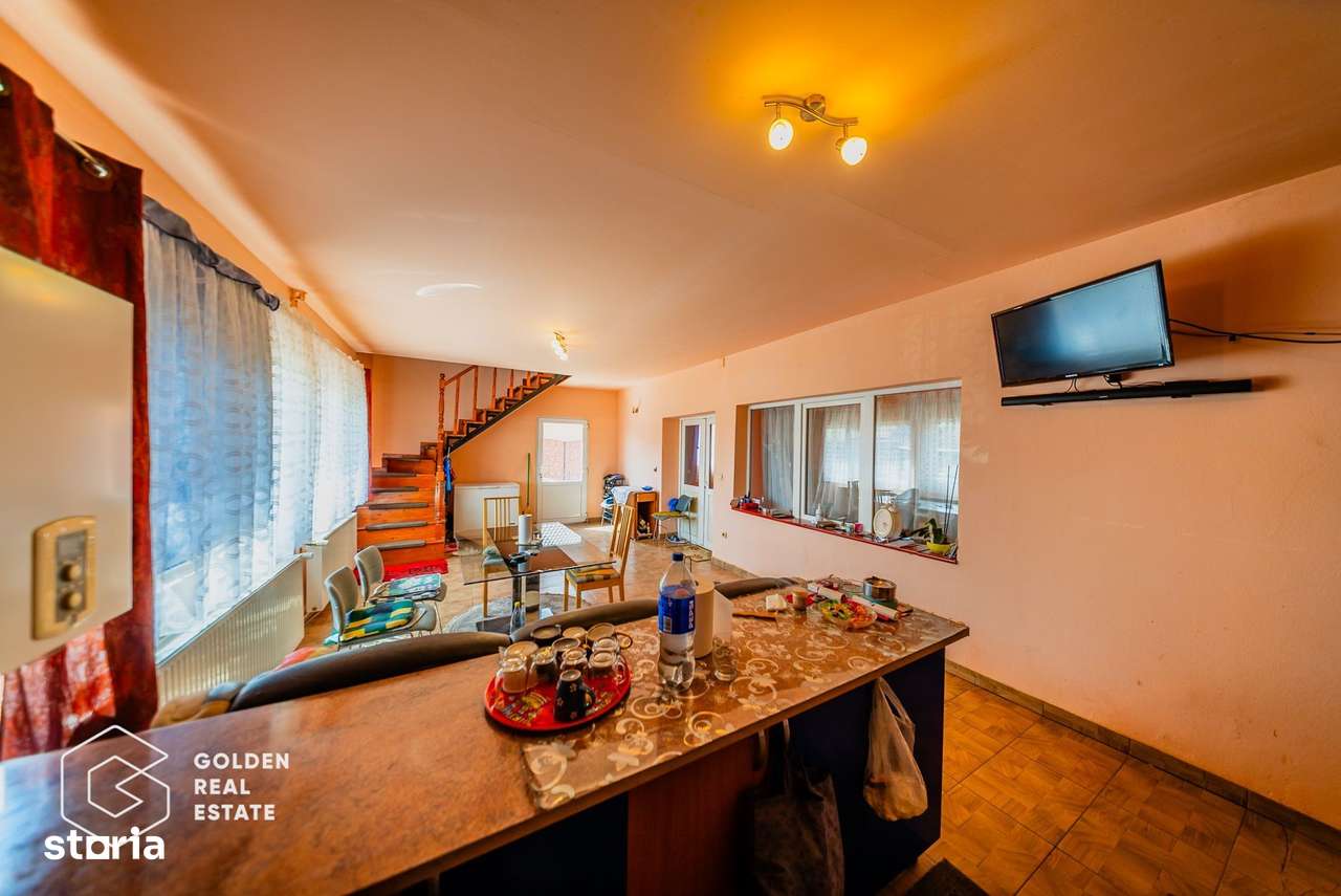 Casa P+M, teren în suprafata de 500 mp, Utvin - Imagine principală: 4/20