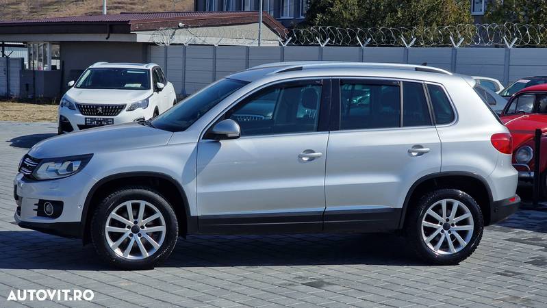 Volkswagen Tiguan 2.0 TDI 4Motion DSG Sport & Style - 2