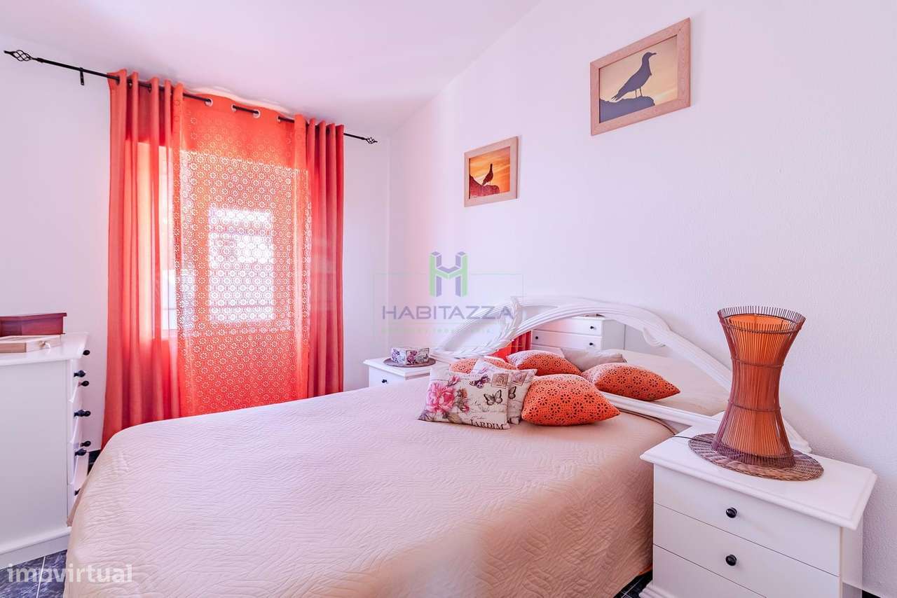 Moradia T4 com Quintal  à venda no Chinicato - Lagos-14