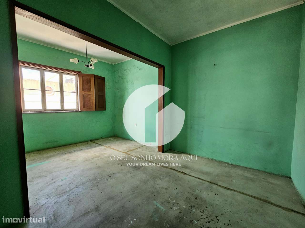 Moradia T5 com pisos independentes em Estoi-26