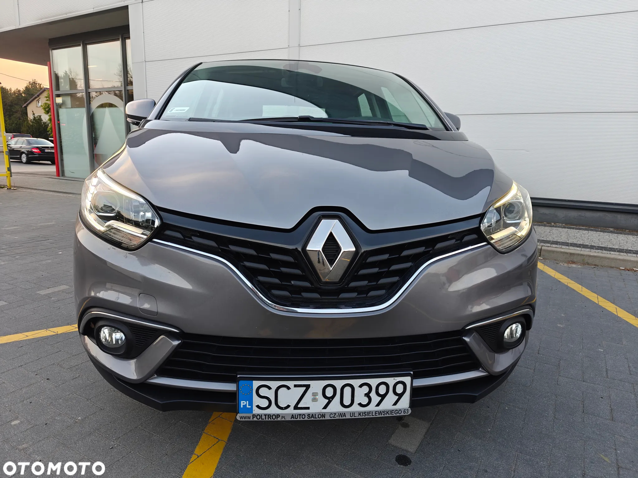 Renault Scenic 1.5 dCi Dynamique - 3