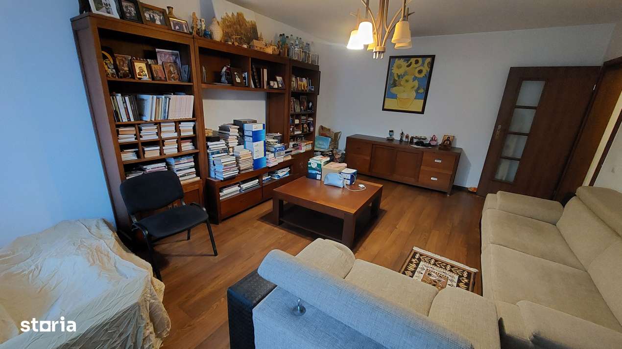 Apartament 3 camere, decomandat, 90 mp, Campia Islaz zona Agronomie - Imagine principală: 2/10