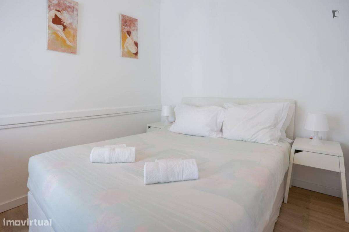 Apartamento com 5 quartos - localizado em Bairro Alto Lisbon - Grande imagem: 3/10