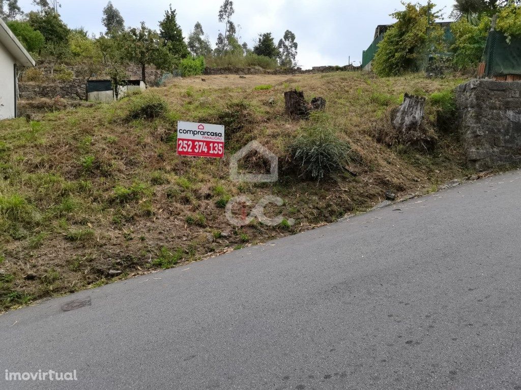 Terreno para construção em Rebordões!