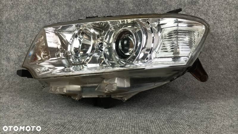 REFLEKTOR LAMPA PRZEDNIA LEWA - MITSUBISHI PAJERO SPORT IV L200 XENON 09-14 - 9