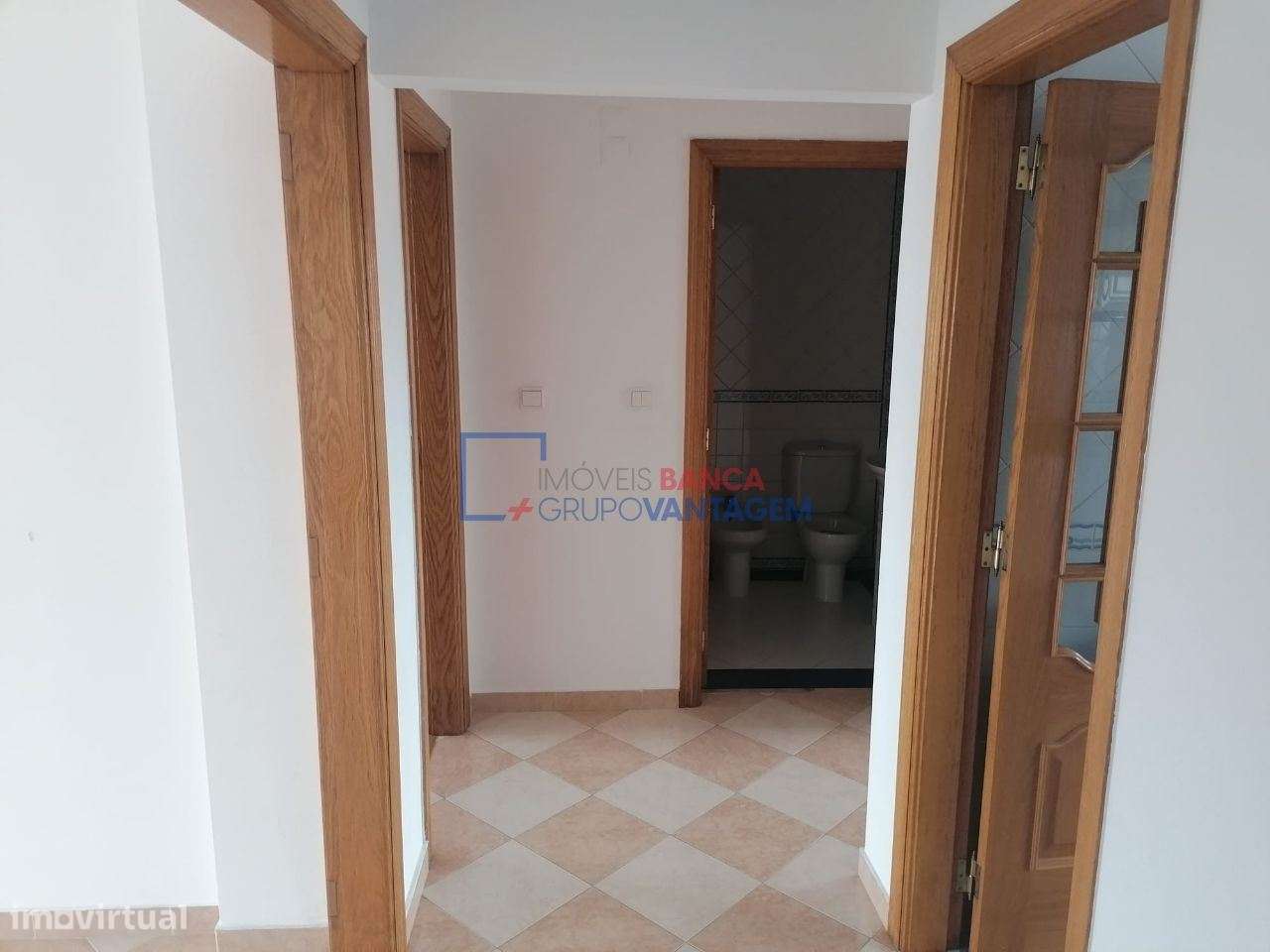 T2 na Quinta do Conde - Grande imagem: 2/13