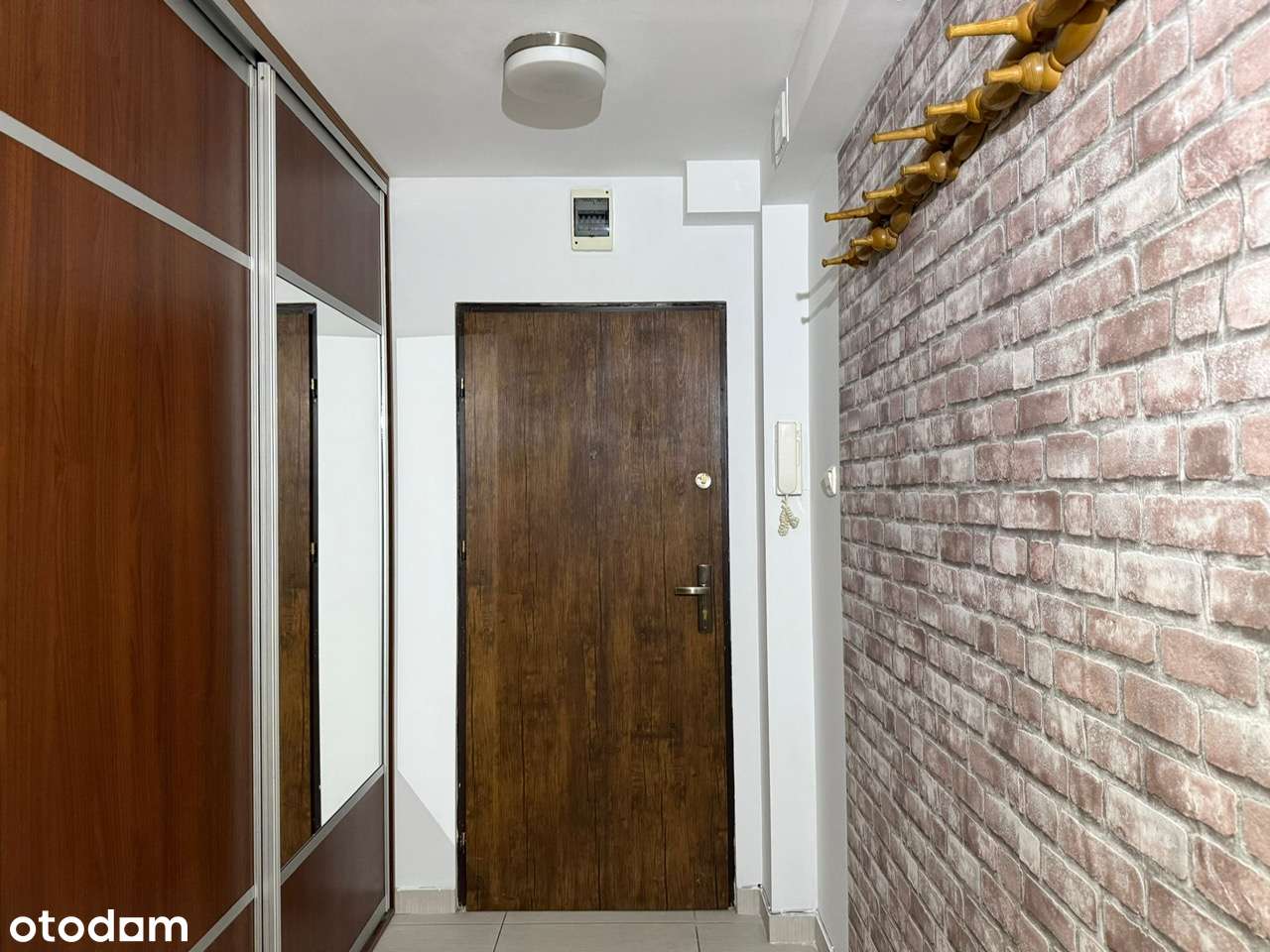 Wygodne mieszkanie w zielonej okolicy, balkon, i pełna własność.-5