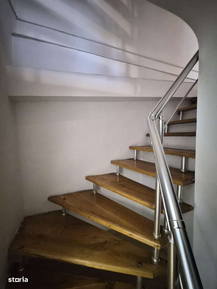 De vanzare Vila individuala, 9 camere, Mosilor - Eminescu, sector 2-12