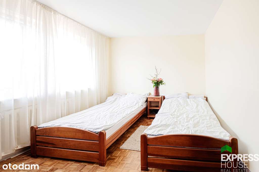 Duży dom z garażem, 3 poziomy, do zamieszkania - Pełny obrazek: 5/20