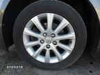 Toyota Avensis 2.0 D-4D Premium - 22