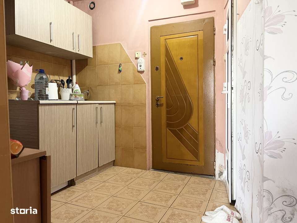 Garsoniera 21mp, etaj 4, pozitie excelenta - Take Ionescu - Imagine principală: 4/4