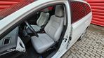 Toyota Auris 1.8 Hybrid Executive - 14