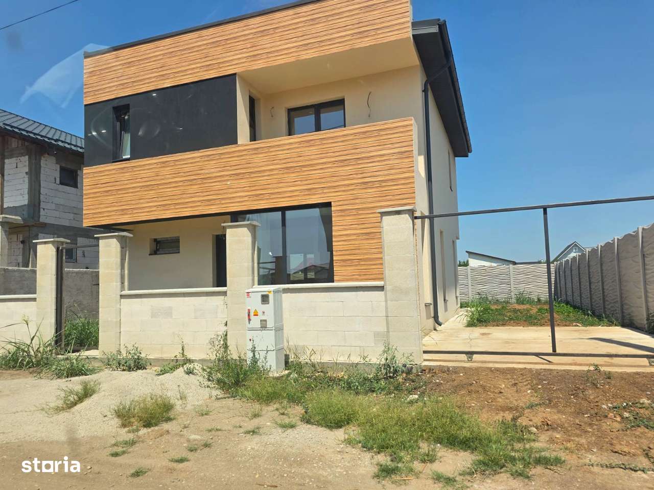 Casa Superba Berceni Aviatorilor - 3 Dormitoare, P+1, Teren 301mp-1