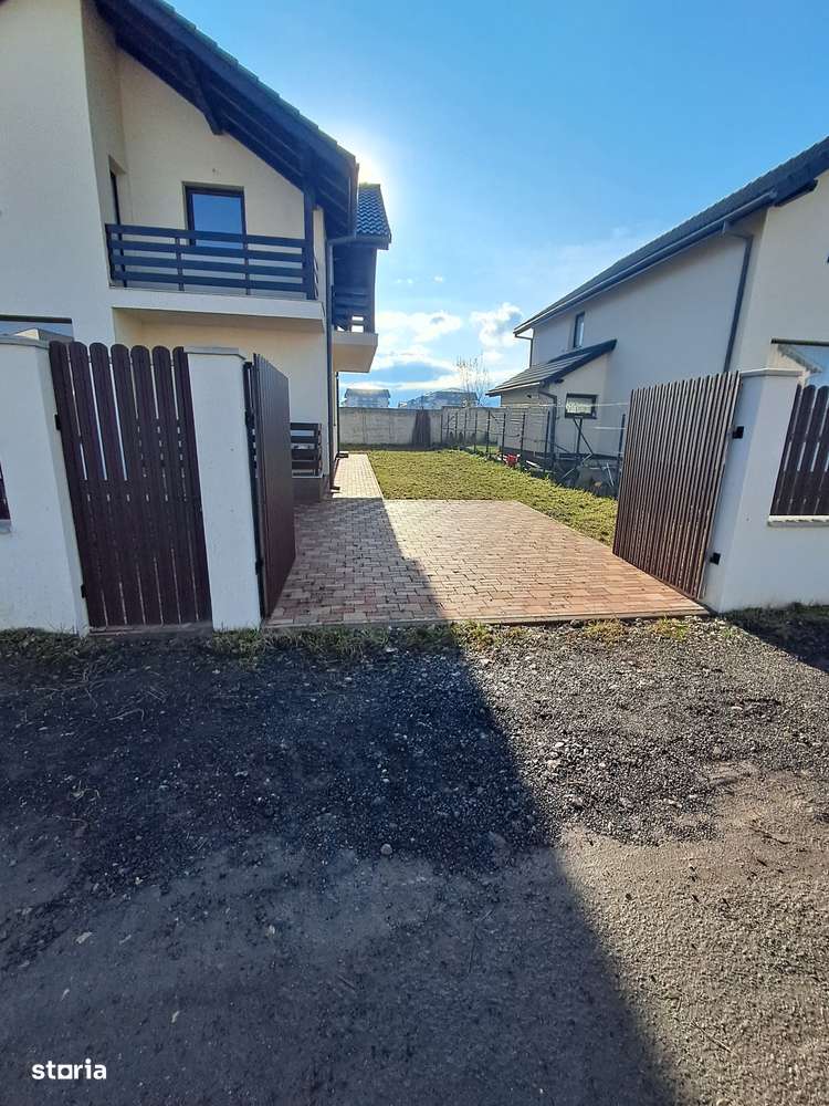 De la proprietar casa 180m²pe teren540m² la Sânpetru 2025( video) - Imagine principală: 3/20
