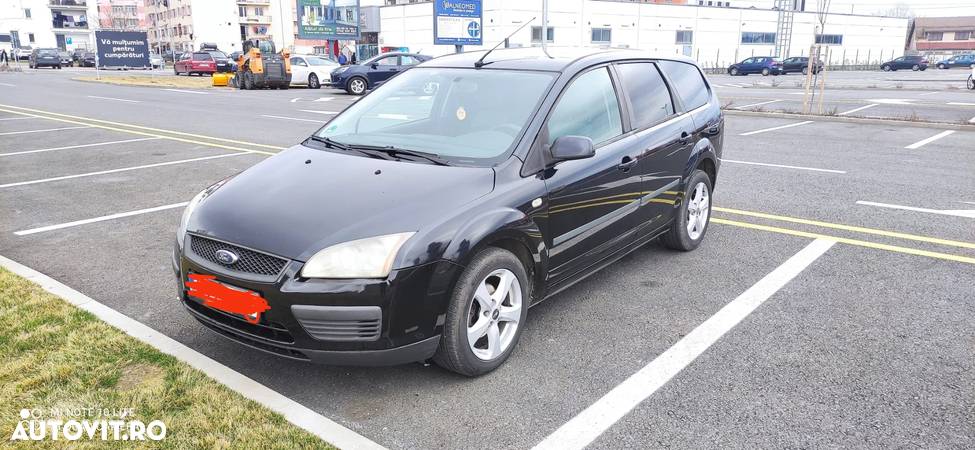 Ford Focus 1.6 TDCi DPF Ghia - 3