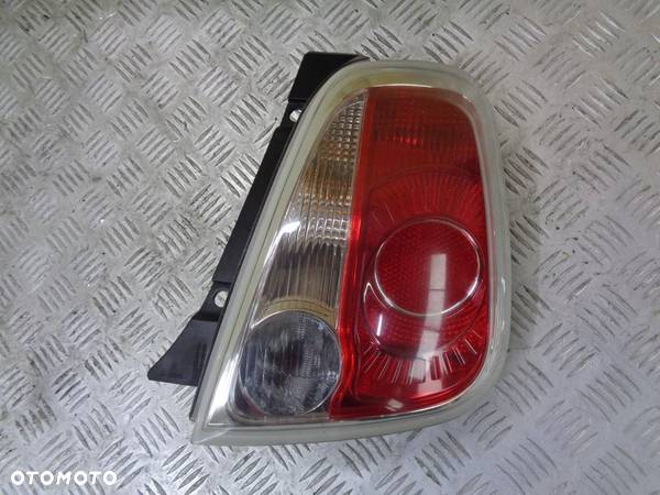 LAMPA PRAWA TYŁ TYLNA FIAT 500 07- EU - 1