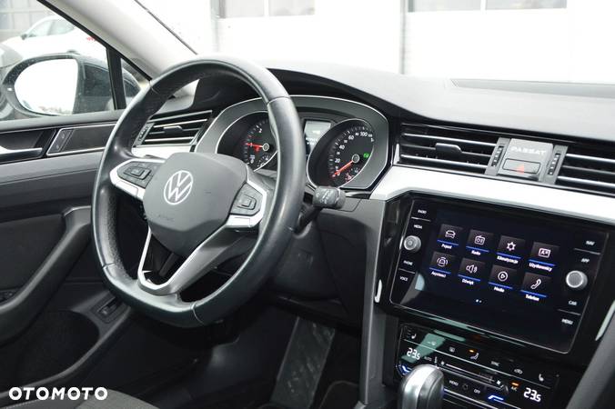 Volkswagen Passat 2.0 TDI EVO Business DSG - 28