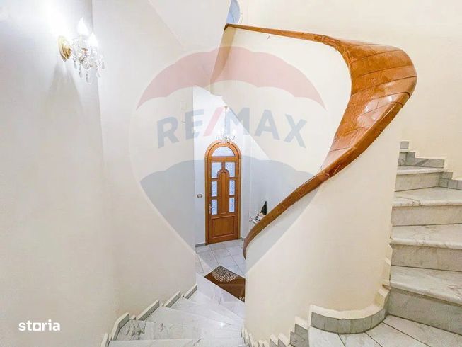 Spatiu deosebit | Destinatie mixta | Locuri parcare | 13 Septembrie-16