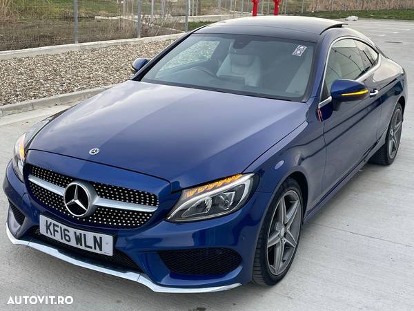 Mercedes-Benz C 220 d Coupe 9G-TRONIC AMG Line - 3